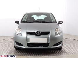 Toyota Auris 2009 1.3 99 KM