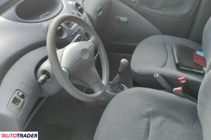 Toyota Yaris 2002 1.0 68 KM Toyota Yaris 2002 1.0 68 KM