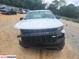Chevrolet Silverado 2020 4