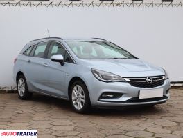 Opel Astra 2016 1.4 123 KM